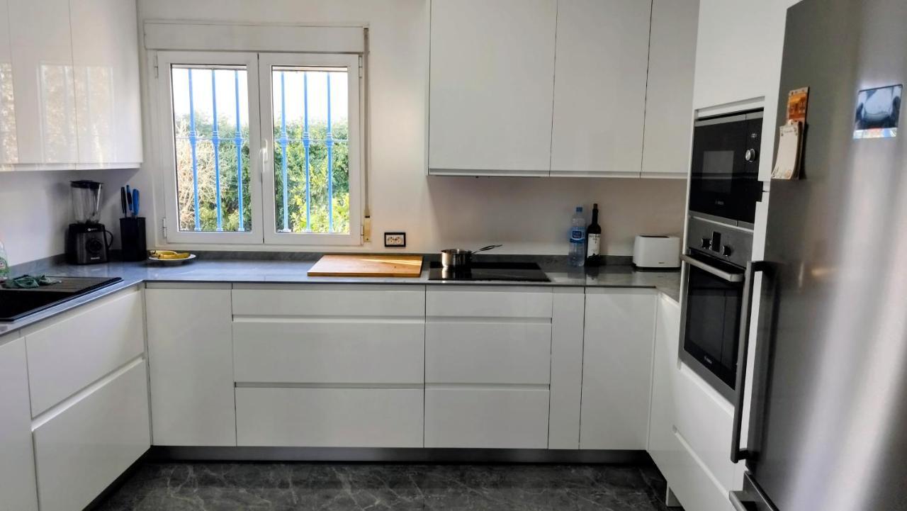 Villa With Private Pool, Bbq, Fitness Center & Sauna San Vicente Raspeig Εξωτερικό φωτογραφία